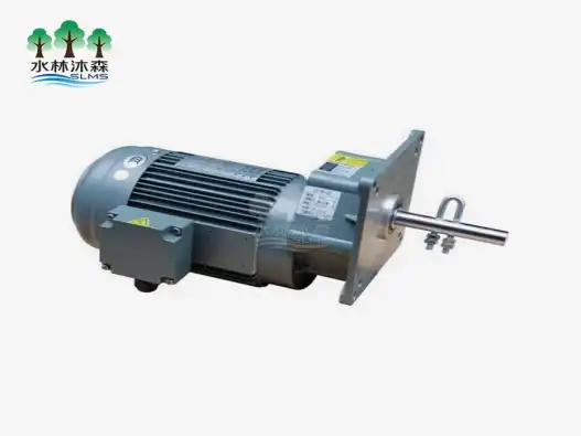 How to install an actuator motor in a poultry breeding system?